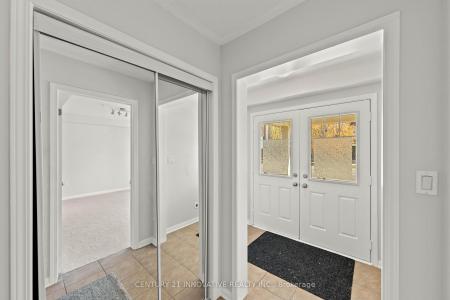 323 DYMOTT AVENUE, Milton, Ontario L9T 0Z4, Canada