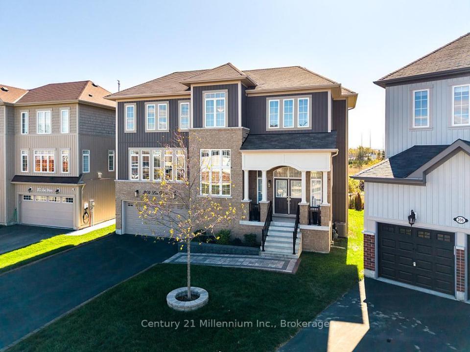 204 LIA DRIVE, Clearview, Ontario L0M 1S0, Kanada