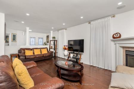 78A KERFOOT CRESCENT, Georgina, Ontario L4P 4H2, Canada