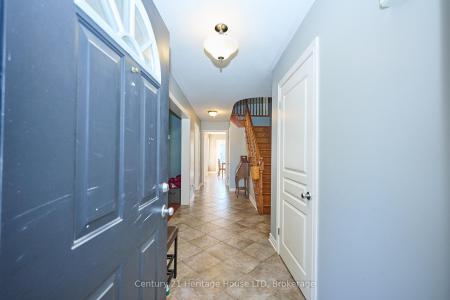 4 ARLENE STREET, St. Catharines, Ontario L2S 4C9, Canadá