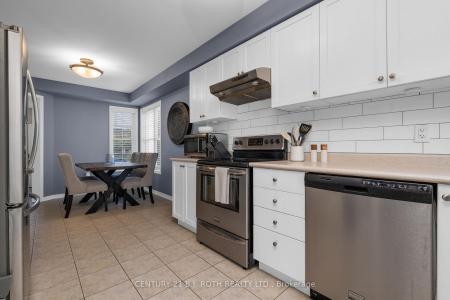 35 MCCANN LANE, Essa, אונטריו L0M 1B4, קנדה