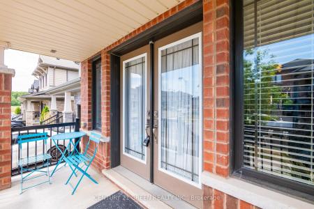 22 SCARLETWOOD STREET, Hamilton, Ontario L8J 0K8, Canada