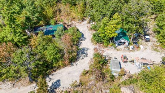 21520 HIGHWAY 7 HIGHWAY, Tay Valley, Ontario K0H 2B0, Canada