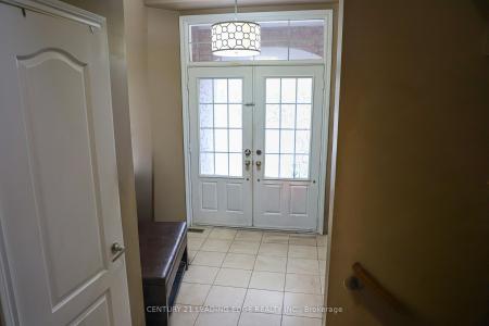 6 GAMBLE DRIVE, Ajax, Ontario L1Z 0H2, Kanada