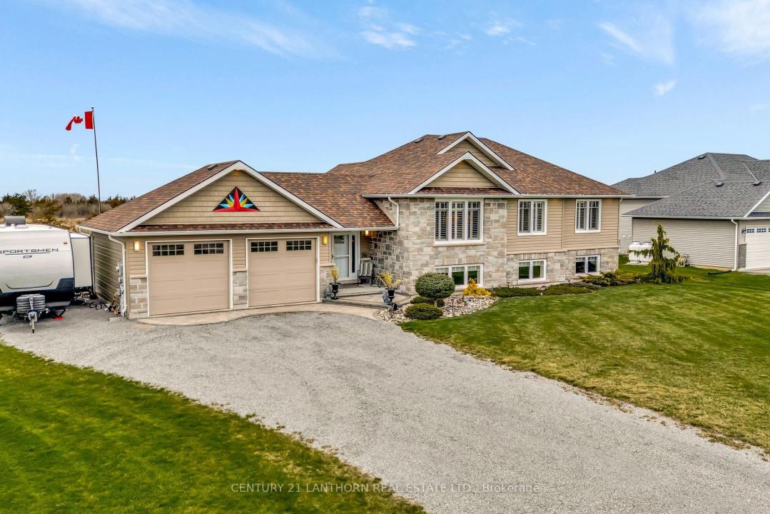 32 STINSON BLOCK ROAD, Prince Edward County, Ontario K0K 1T0, Canada