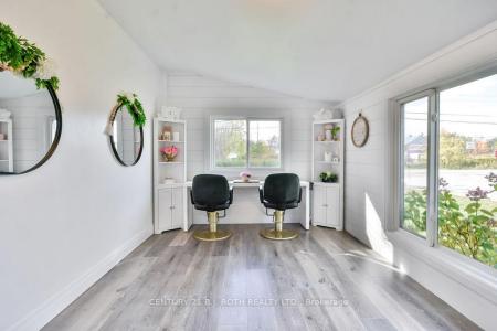 2695 CUMBERLAND ROAD, Severn, Ontario L0K 1G0, Canada