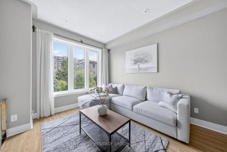 82 SUNCREST BOULEVARD, Markham, 온타리오주 L3T 7Y1, 캐나다