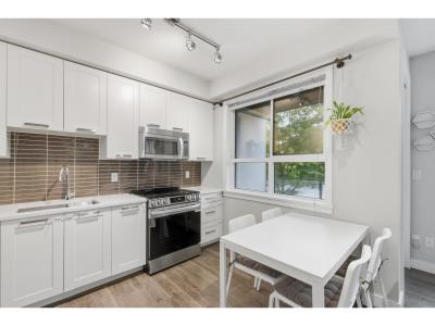 15388 105, Surrey, British Columbia V3R 0C4, Canada