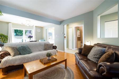 3570 NORWELL DR, Nanaimo, Colúmbia Britânica V9T 1X6, Canadá