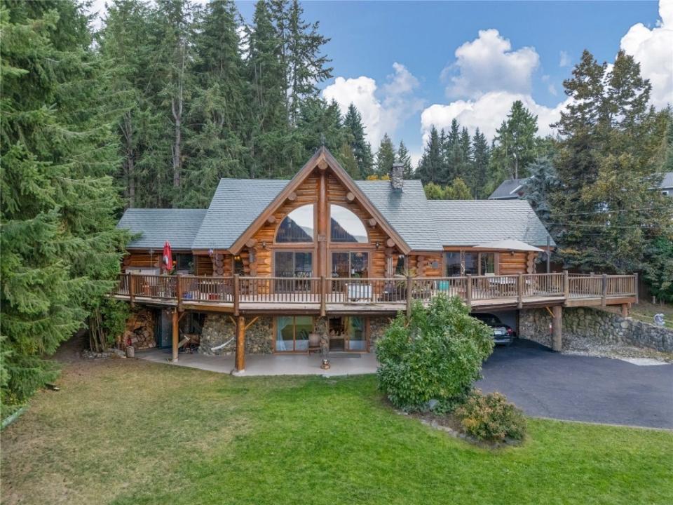 2462 LEISURE ROAD, Blind Bay, Colombia Británica V0E 1H1, Canadá