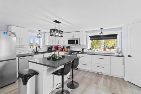 4563 PR 317 HIGHWAY, Lac Du Bonnet Rm, Manitoba R0E 1A0, Canada