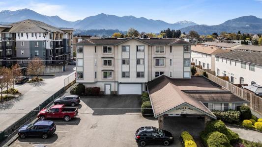 45660 KNIGHT ROAD, Chilliwack, British Columbia V2R 2X4, Canada