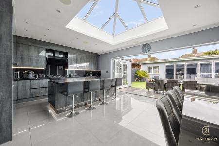 26, Fern Lane, HOUNSLOW, United Kingdom