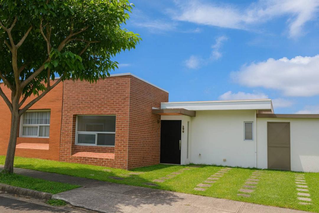 plaza los arcos, Cariari Ulloa Heredia, Heredia 00001, Costa Rica