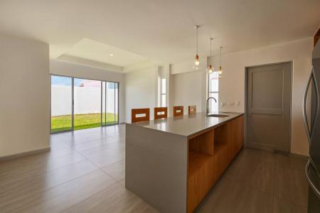 plaza los arcos, Cariari Ulloa Heredia, Heredia 00001, Costa Rica