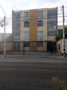 AV. BOLOGNESI , Tacna, Tacna 00001, Peru