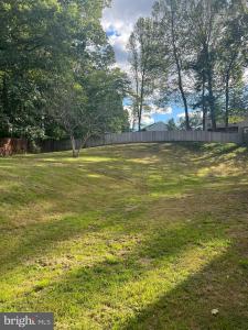 38 Woods Edge Court, Stafford, Virgínia 22554, Estados Unidos