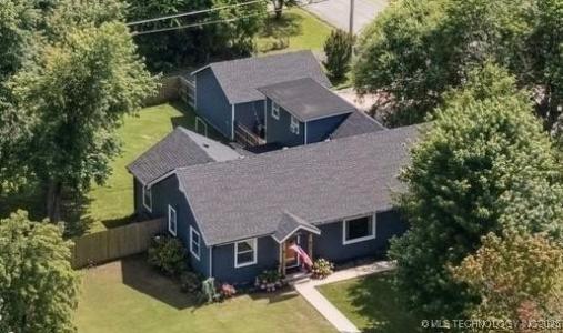 403 E Freeport Street, Broken Arrow, Oklahoma 74012, USA