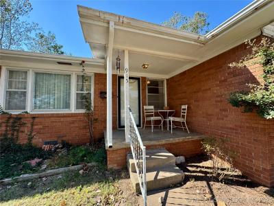 915 S Howerton Place, Cushing, Oklahoma 74023, Estados Unidos