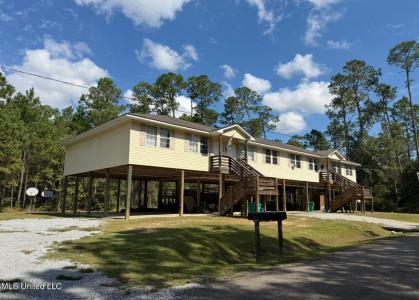 4050 Ninth Street, Bay Saint Louis, Mississippi 39520, États-Unis