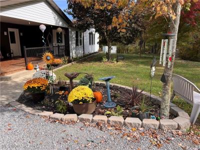 46208 Pine Hollow Road, Rogers, Ohio 44455