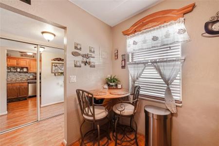 551 NW 76th Ter 208, Margate, Flórida 33063, Estados Unidos