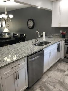 10215 REGAL DRIVE 14, LARGO, 플로리다 33774, 미국