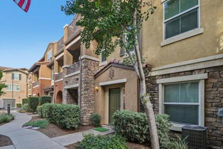 8806 Appleblossom Ct , 4, Santee, Califórnia 92071, Estados Unidos