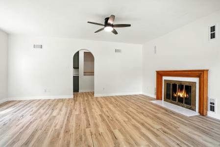 1103 N Iowa Ave., Waszyngton, Iowa 52353, USA