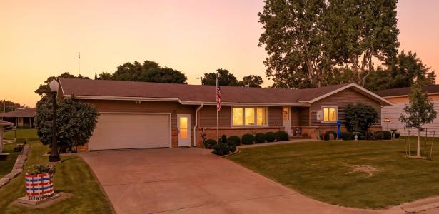 204 W 3rd Street, Wayland, Iowa 52654, Estados Unidos