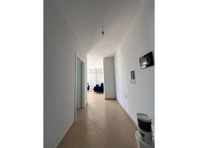 Porti, Vlorë, Albania