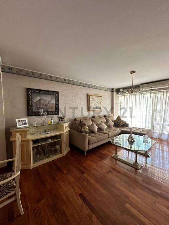 Zuviria 28, Parque Chacabuco, Capital Federal 1424, Argentina