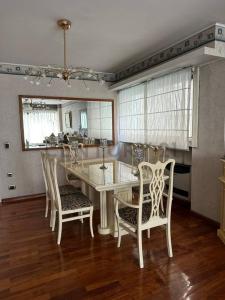 Zuviria 28, Parque Chacabuco, Capital Federal 1424, Argentina