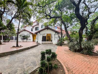 Municipio La Guardia, Barrio San Jorge a 3 cuadras de la alcaldía , Este, Santa Cruz 00001, Bolivia