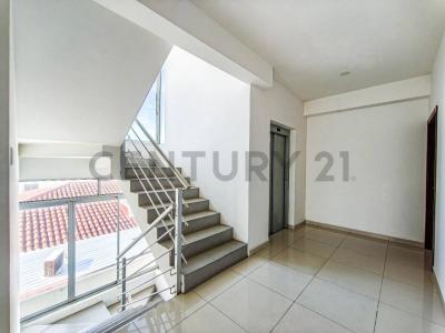 Condominio Itaguazu, Avenida Barrientos 64, Oeste, Santa Cruz 591, Bolívia