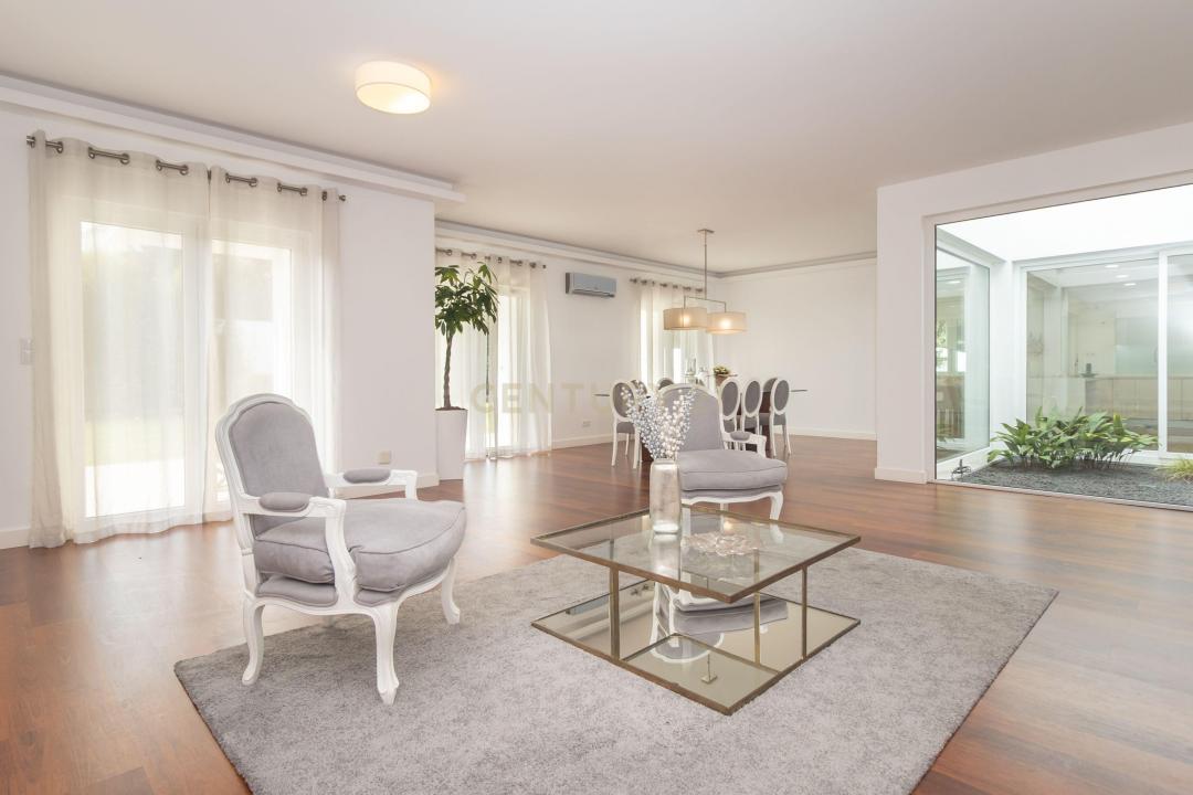 Oeiras, Lisboa 2730-271, Portugal