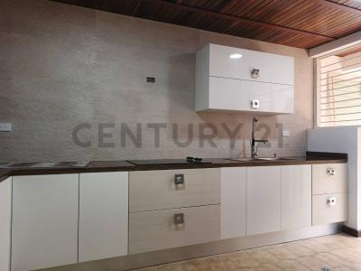 Urb. La Boyera Sector La Cabaña, Caracas, Miranda 1083, Venezüella