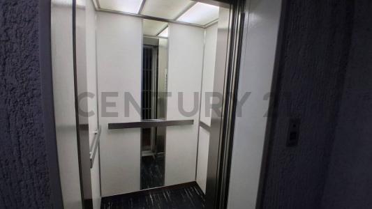 Av. Las Acacias Edif Los Sauces, Caracas, Distrito Capital 00001, Venezuela