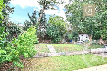 Coubron, Иль-де-Франс 93470, Франция