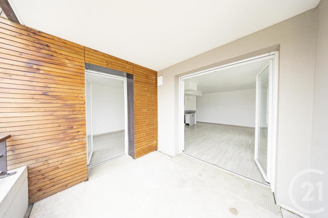 Ris Orangis, Île-de-France 91130, Pháp