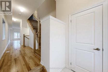 1141 AZALEA AVENUE, Pickering, Ontario L1X 0M5, Canada