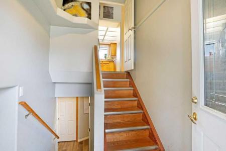 144 UPLAND BOULEVARD, Brooks, Альберта T1R 0R3, Канада