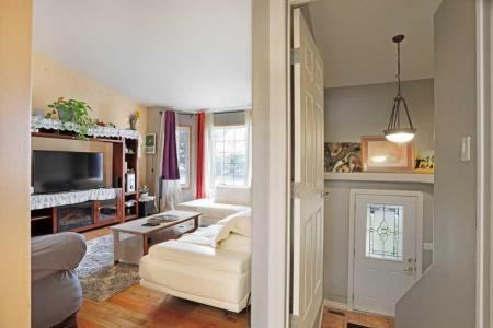 144 UPLAND BOULEVARD, Brooks, Альберта T1R 0R3, Канада