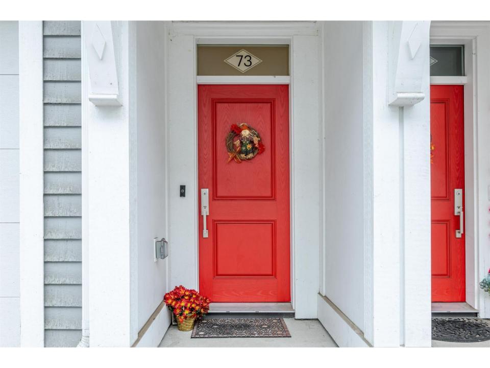 2838 LIVINGSTONE, Abbotsford, 不列颠哥伦比亚省 V2T 0J1, 加拿大