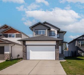 88 HENDERSON CRESCENT, Penhold, Alberta T0M 1R0, Canada