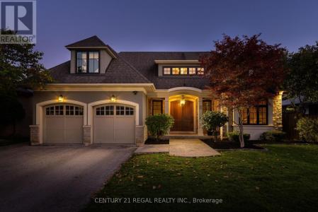2442 MEADOWOOD CRESCENT, Oakville (br Bronte), Ontario L6L 1V6, Canada
