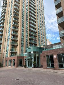 22 OLIVE AVENUE, Toronto (willowdale East), Ontario M2N 7G6, Canada