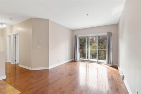 4545  Av. Girouard, Montréal (Côte-des-Neiges/Notre-Dame-de-Grâce), Québec H4A 3E4, Canada