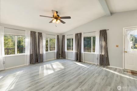 12611 NE Douglas Dr, Kingston, واشنطن 98346, الولايات المتحدة