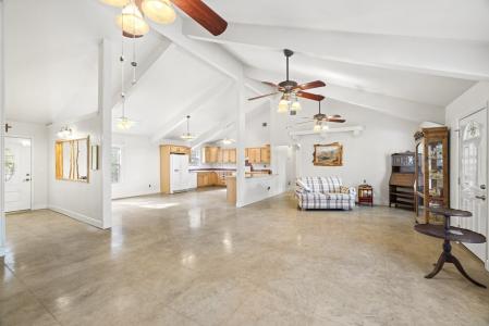 395 Connie Lane, Ingram, Texas 78025, Stati Uniti